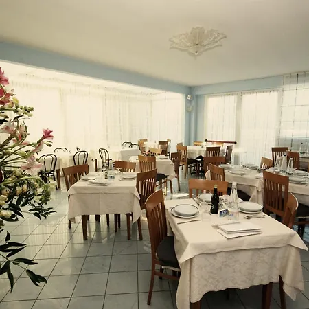 Mediterraneo מלון 3*