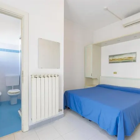 Mediterraneo Hotel 3*