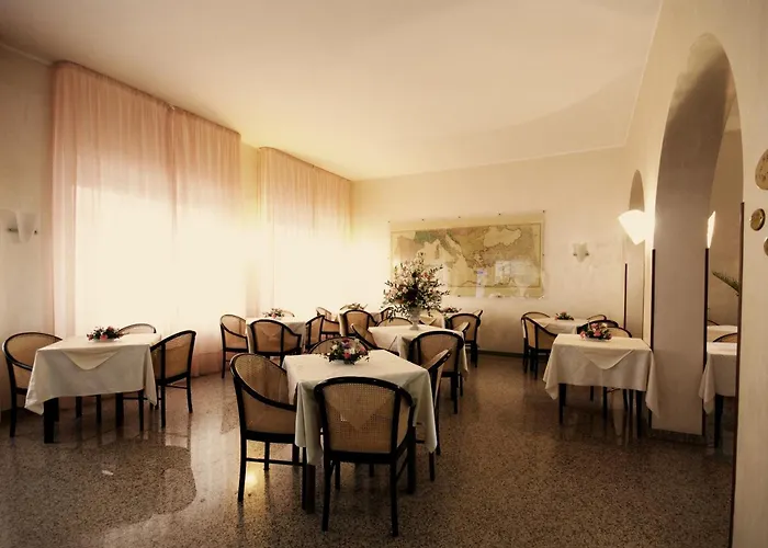 地中海住宅酒店 3*